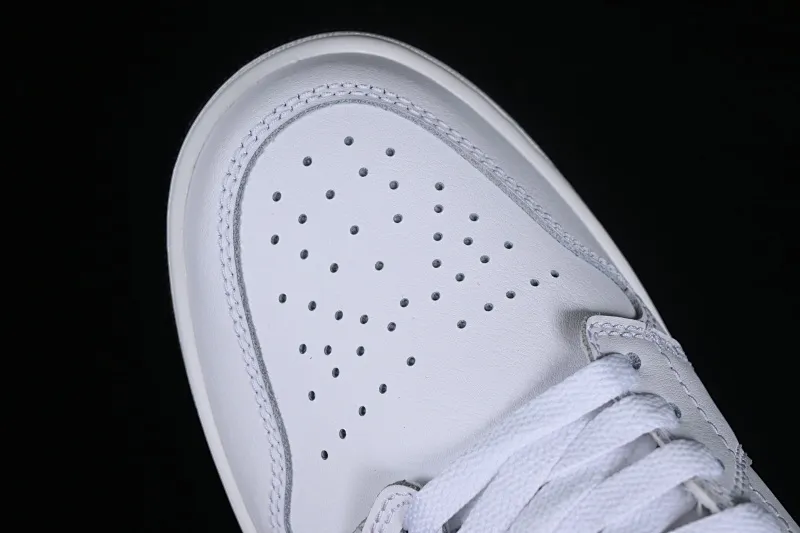 All categories Air Jordan Jordan series basketball shoes Air Jordan 1 Low G version pure original Air Jordan 1 Low "White and Black" AJ1 Joe 1 white and black color matching low-top cultural casual sneakers 553558-132